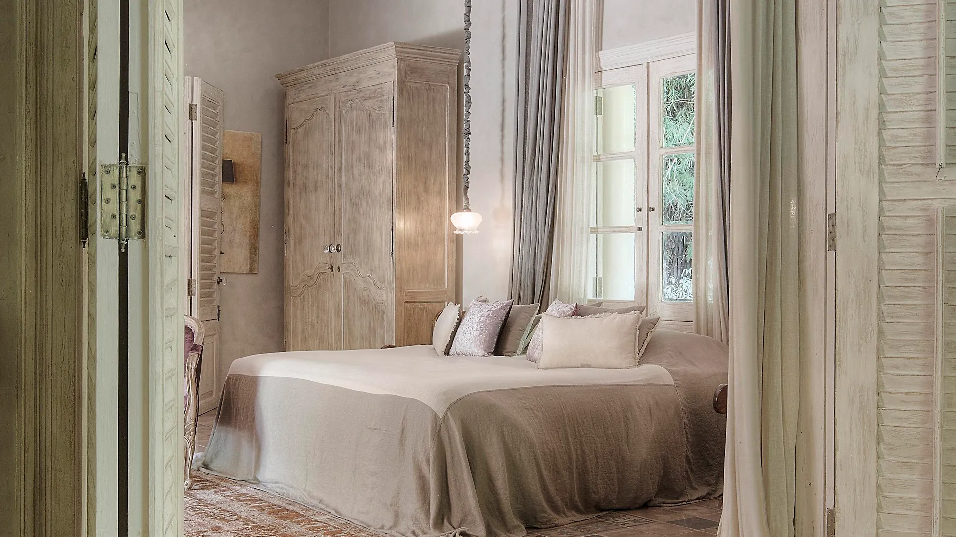 ***** База отдыха Balquisse Heritage Hotel Джимбаран Индонезия