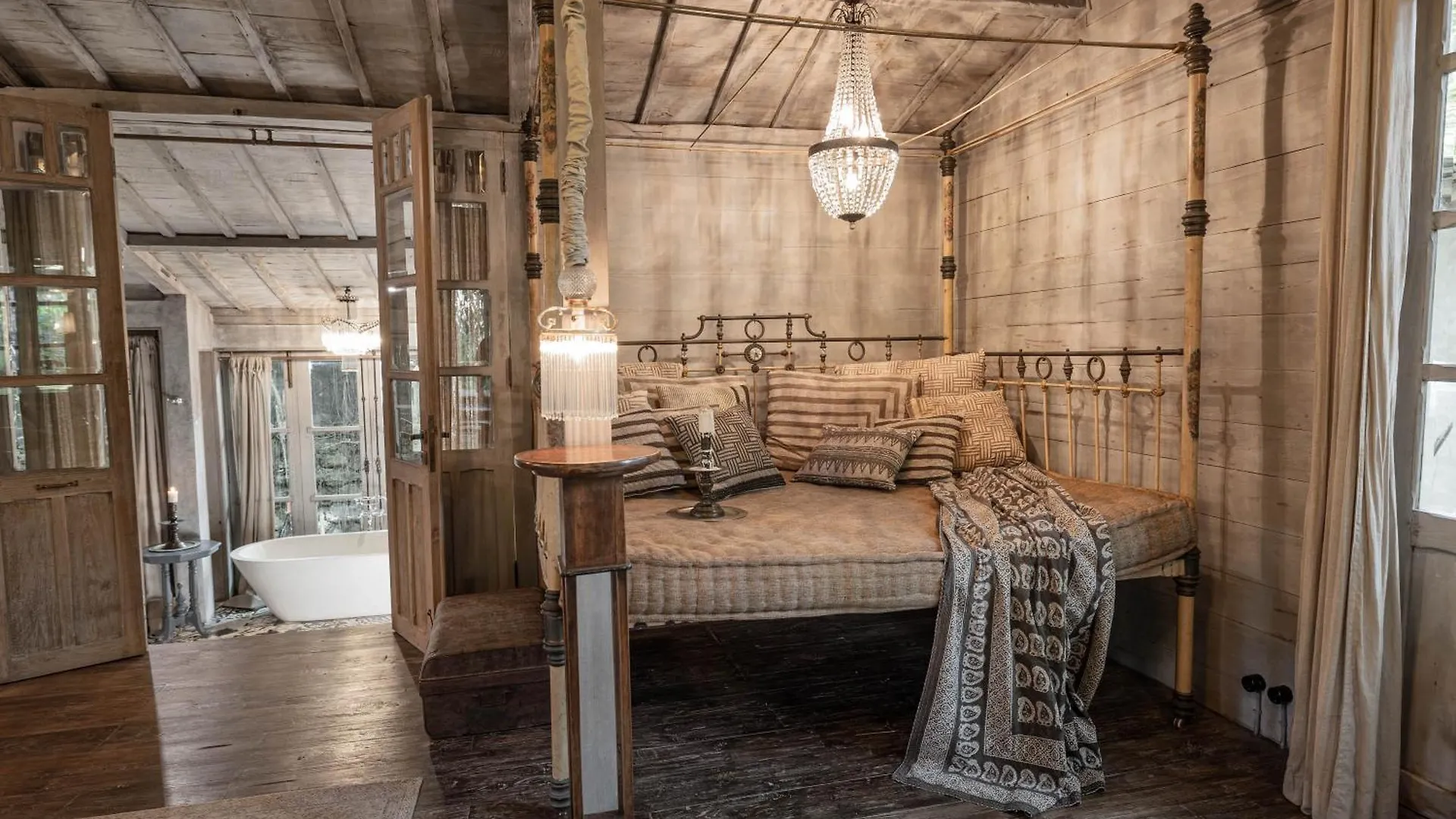 ***** База отдыха Balquisse Heritage Hotel Джимбаран Индонезия